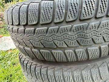 Gomme da neve  più cerchi 175 65 R14  82 T
