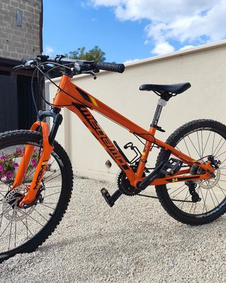 BICI JUNIOR MTB MEGAMO 24"