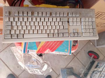 tastiera IBM 300gl
