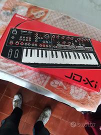 sinth/vocoder ROLAND COME NUOVO 