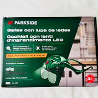 Occhiali con lenti di ingrandimemto LED