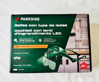 Occhiali con lenti di ingrandimemto LED