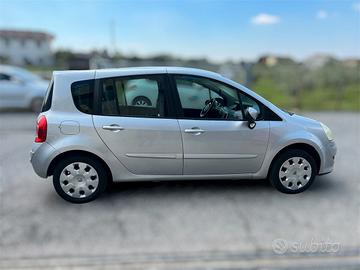 Renault Modus Grand 1.5 dCi 85CV Dynamique / X NEO