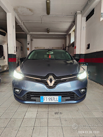 Renault Clio IV 0.9 GPL Moschino