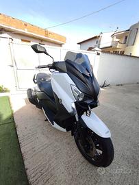 Xmax 400