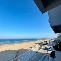 C erchi FRONTE MARE?