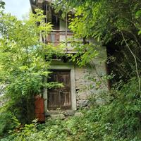 Ex fienile in località Praesole-Baitoni (TN)