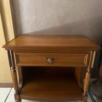 Mobiletto in legno