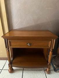 Mobiletto in legno
