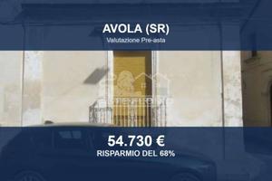 Immobile in asta di 195 m² con più di 5 locali a A