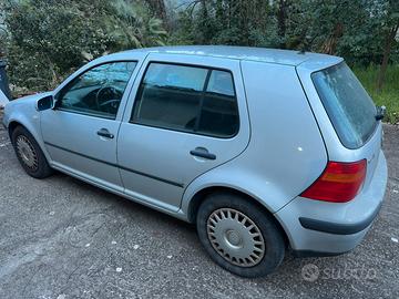 Golf IV 1.9 TDI 90 cv 66 Kw anno 1999