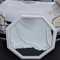 Specchio da parete ottagonale
