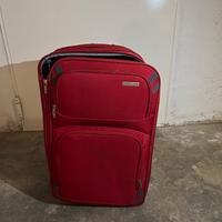 Valigia Roncato rossa media