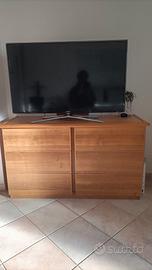 Cassettiere e comodini 