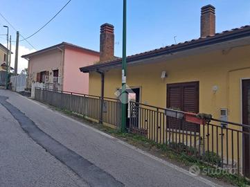 3 LOCALI A CAPRIGLIA IRPINA