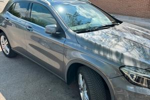 Mercedes Gla