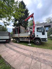 Iveco Eurocargo 18/130 Gru palfienger