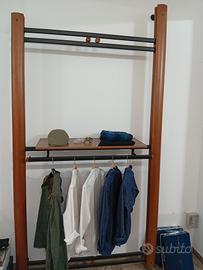 Arredamento negozio e cabine armadio o casa 