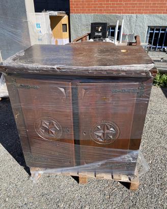 Mobile legno scuro