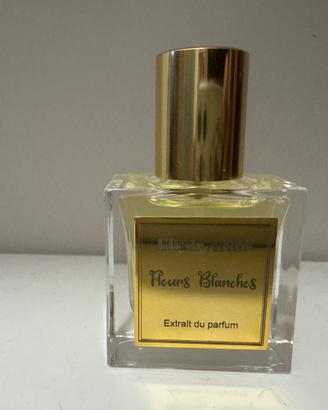 Fleurs Blanches di Elixir Attar