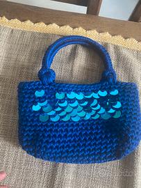 Borsa a mano con paillettes