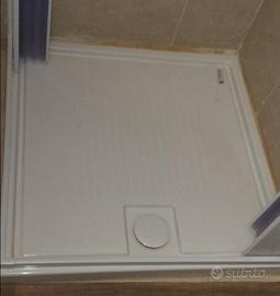 Piatto doccia +box doccia
