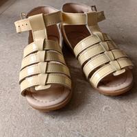 Sandali bimba in similpelle eleganti n. 25