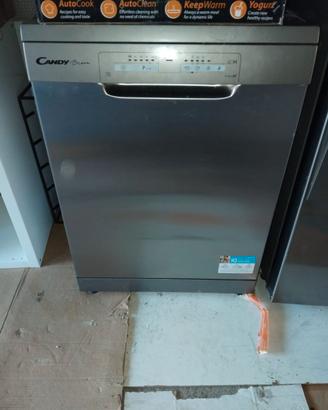 Lavastoviglie candy libera installazione