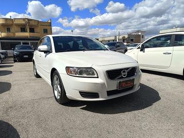 VOLVO V50 1.6 D2 POLAR