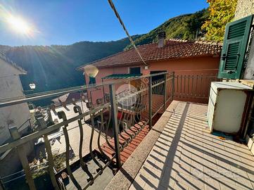 CASA SEMINDIPENDENTE A SESTRI LEVANTE