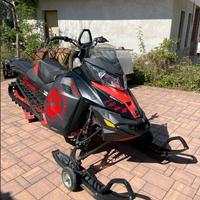 Motoslitta Ski Doo Summit X 154 - 2014