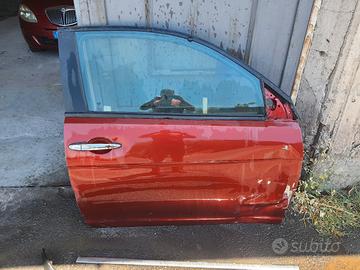 sportello + cofano leggermente ammaccati  Y