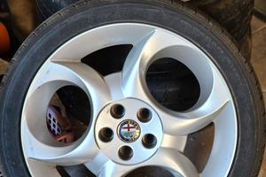 Cerchi in Lega Alfa Romeo 17 Pollici 