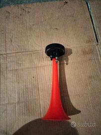 Tromba acustica con funzionamento ad aria compress