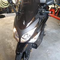 T Max 500 anno 2010 21.400 km