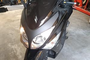 T Max 500 anno 2010 21.400 km