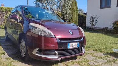 Renault Scenic X-Mod 1.5 dCi 110 cv 2012 Manuale