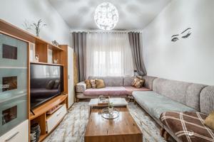 Appartamento al secondo piano con garage e cantina