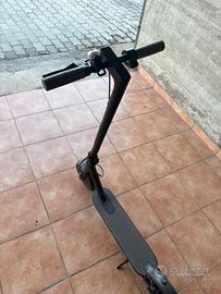Monopattino elettrico Xiaomi M365