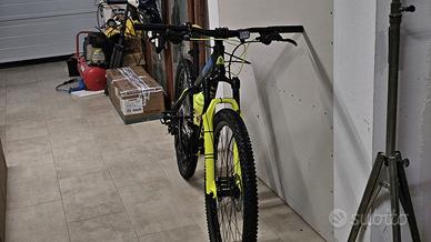 Mountain bike Torpado Saturn 650b