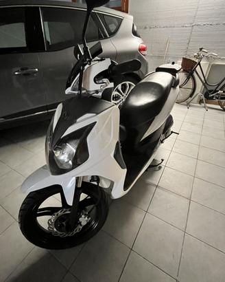 Scooter Sym Symphony 150 SR