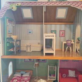 case delle bambole in legno