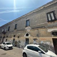 PALAZZO A TORRE ANNUNZIATA