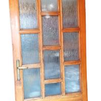 Porta e finestra in legno