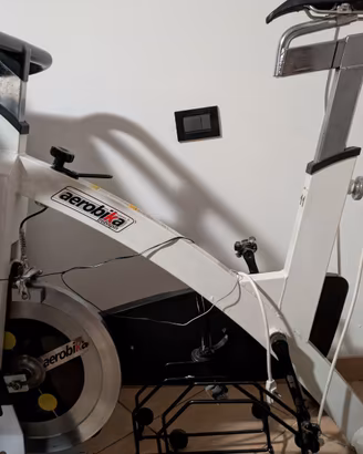 SPIN BIKE AEROBIKA