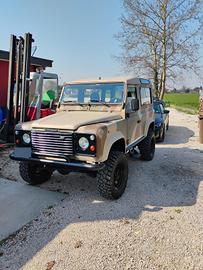 land rover defender 