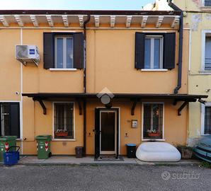 CASA SEMINDIPENDENTE A ROVERBELLA