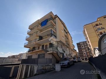 3 LOCALI A CORIGLIANO-ROSSANO