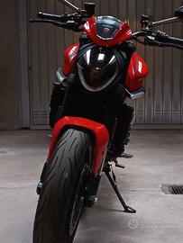 Ducati Monster 937+