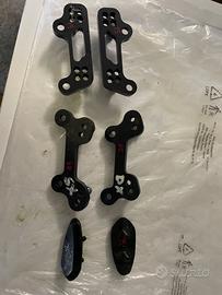 Arretratori pedane per moto Yamaha R6 e Suzuki Gsx